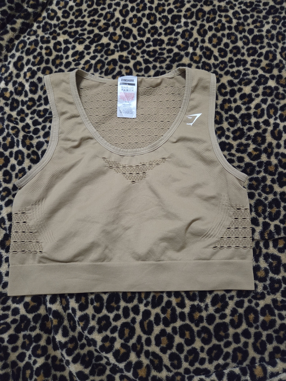 Gymshark Women’s Tan Seamless Cropped Tank Top